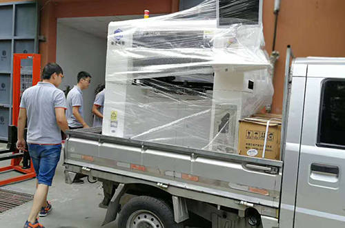 嘉興客戶SMT設(shè)備專車送貨，貨到上門安裝調(diào)試